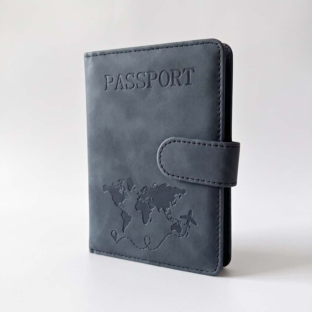 Passport Wallet Premium cinzento com fecho magnético e mapa-múndi gravado